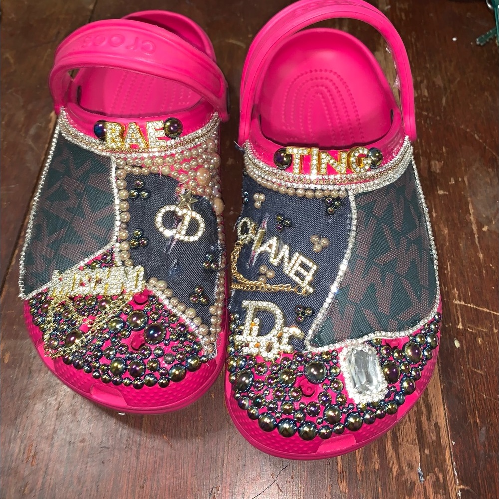 Hand designed Crocs - Picture 5 of 5